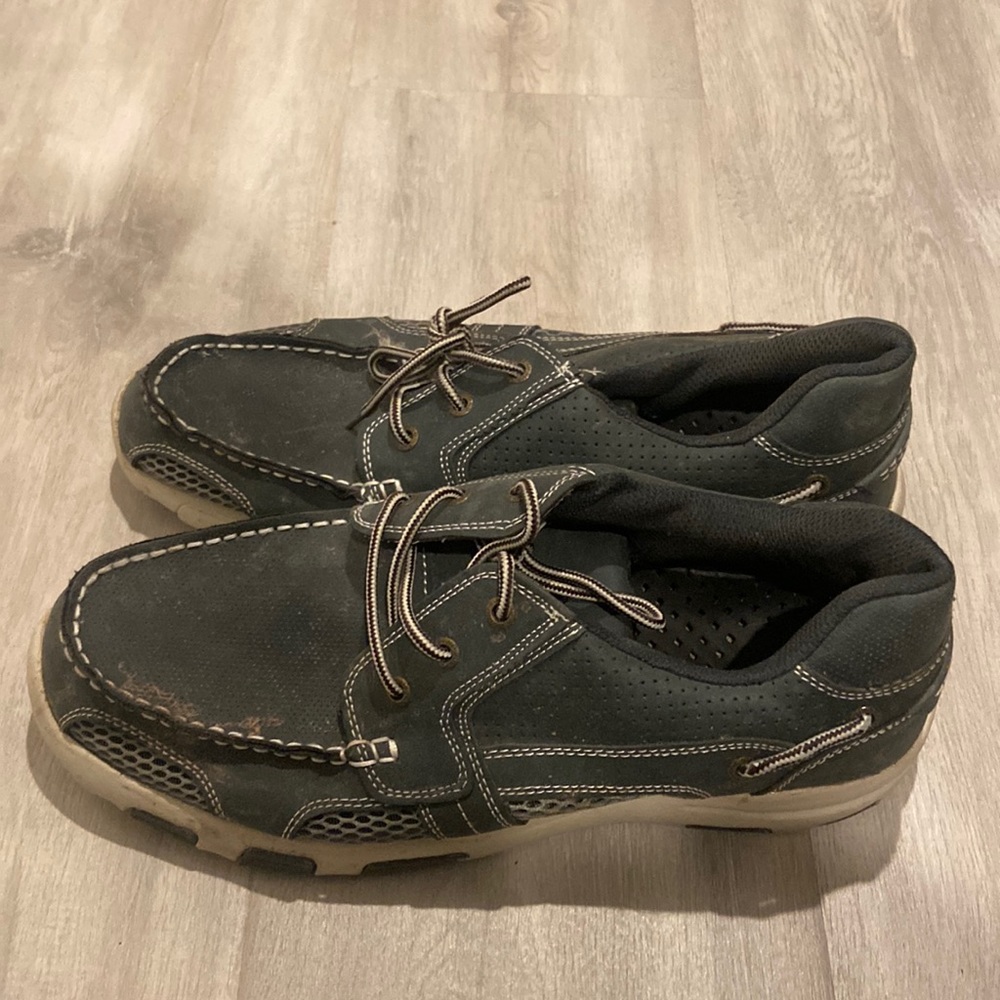 Island surf boat shoes